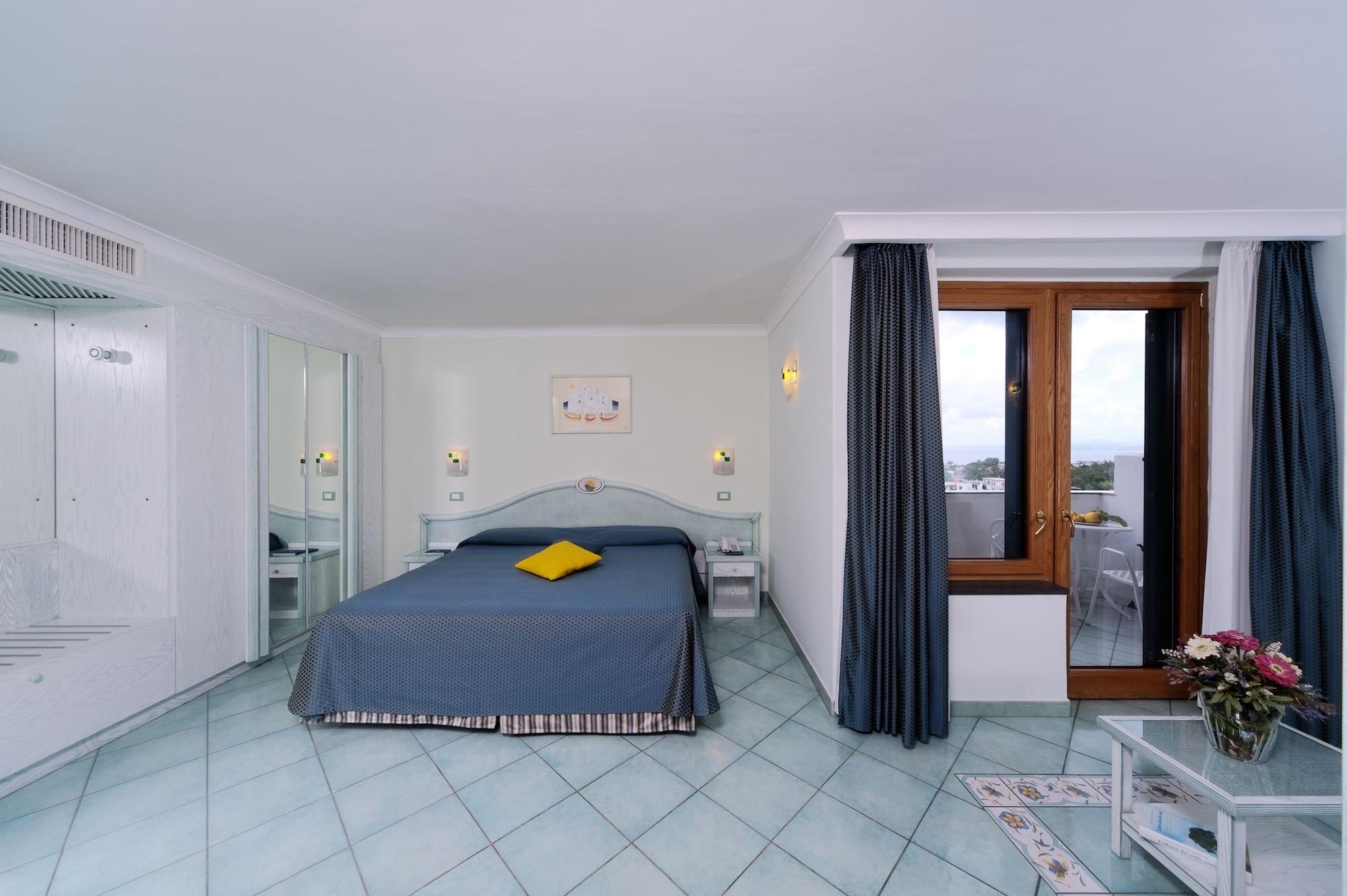 Hotel Bellevue Benessere & Relax Ischia Ngoại thất bức ảnh