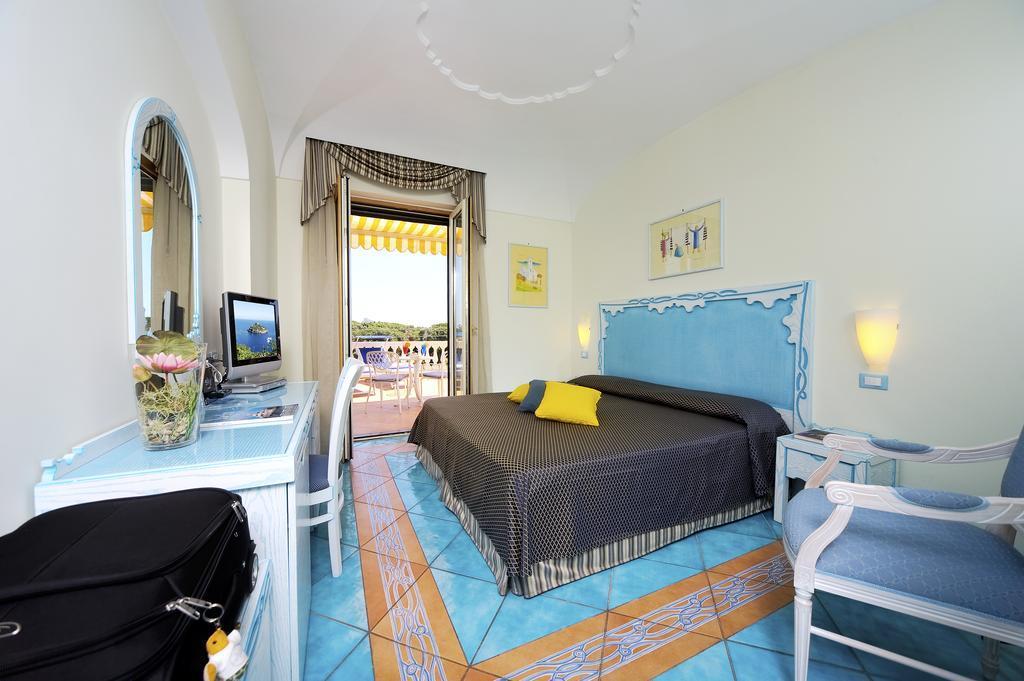 Hotel Bellevue Benessere & Relax Ischia Ngoại thất bức ảnh